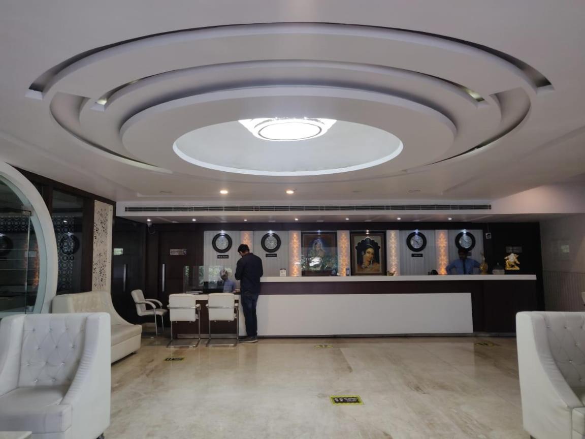 Hotel Casaya Inn Chinhat 외부 사진