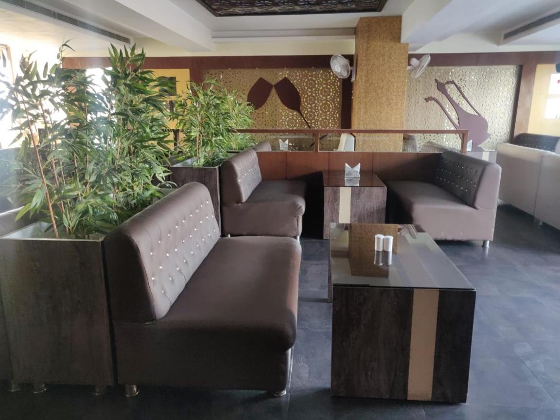 Hotel Casaya Inn Chinhat 외부 사진
