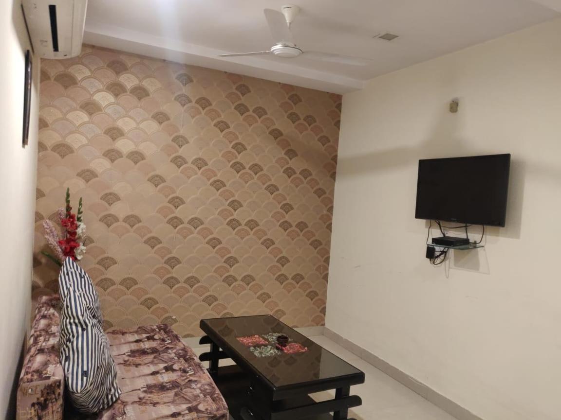 Hotel Casaya Inn Chinhat 외부 사진