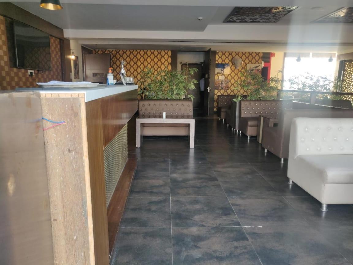 Hotel Casaya Inn Chinhat 외부 사진