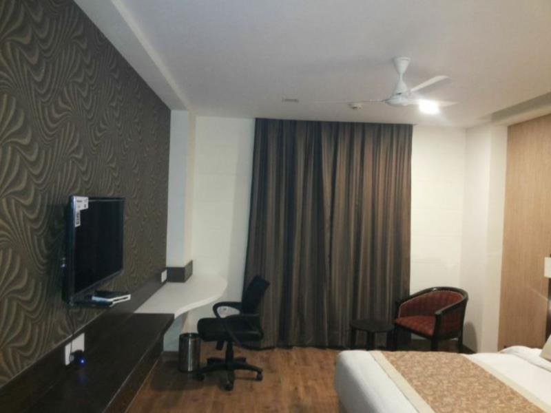 Hotel Casaya Inn Chinhat 외부 사진