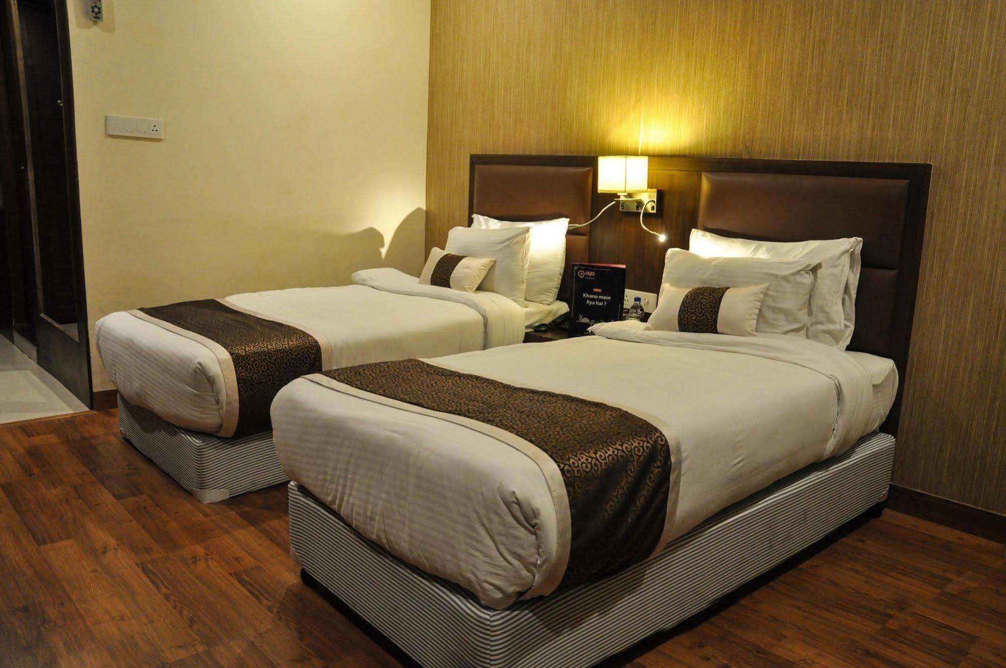 Hotel Casaya Inn Chinhat 외부 사진