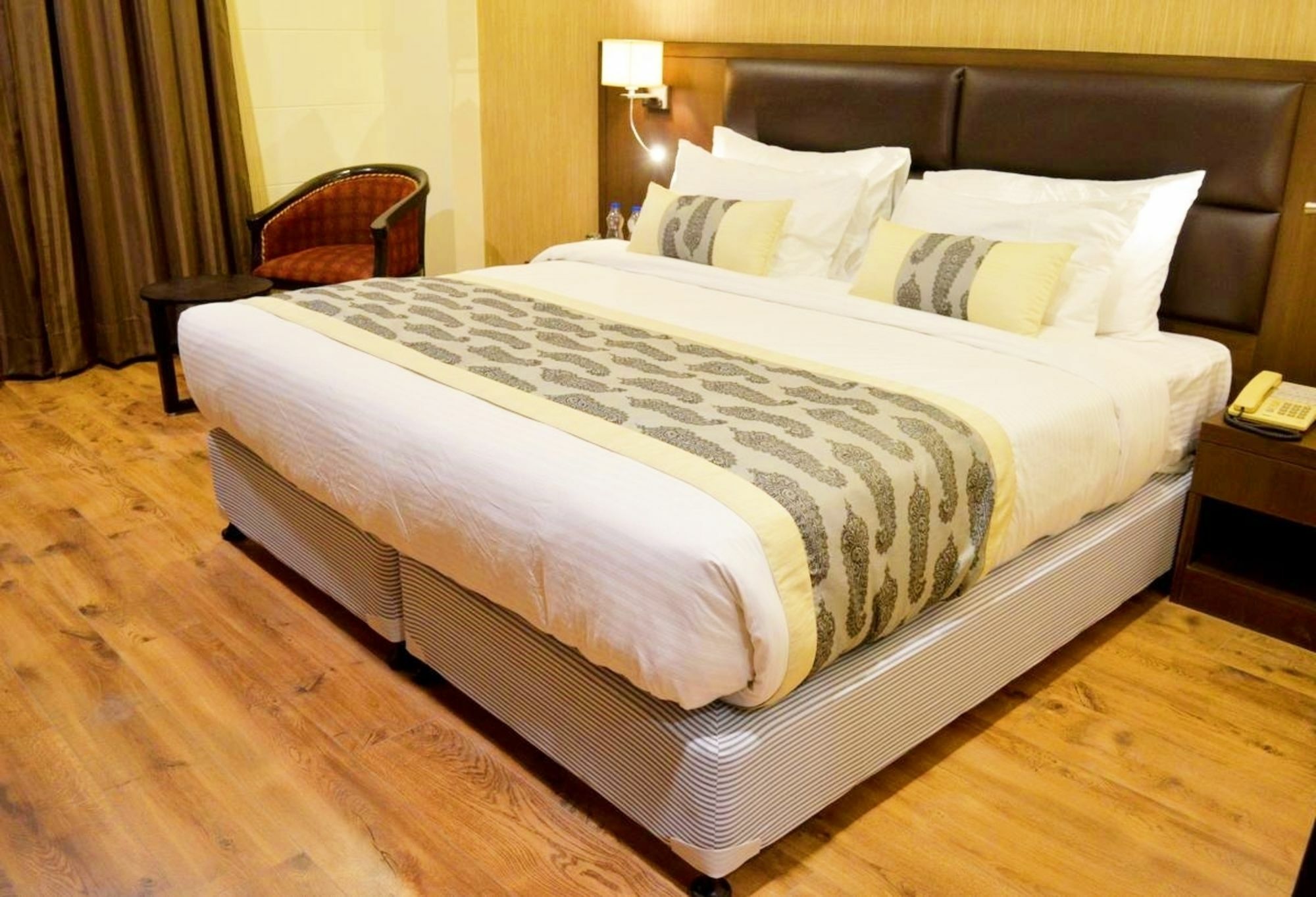 Hotel Casaya Inn Chinhat 외부 사진