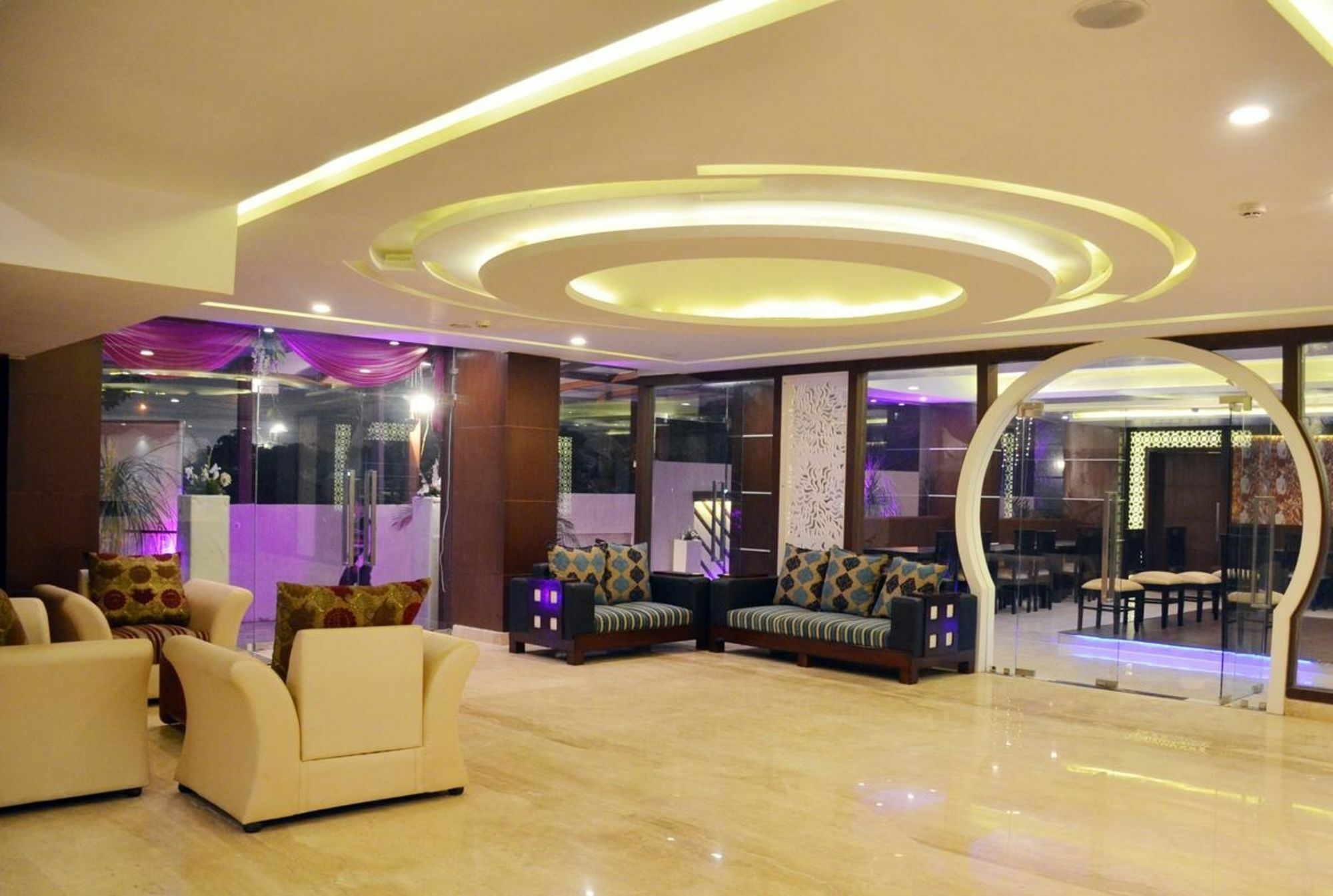 Hotel Casaya Inn Chinhat 외부 사진